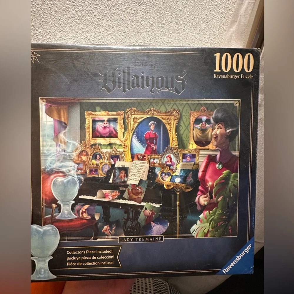 New Disney Villainous Lady Tremaine Ravvensburger puzzle 1000 pcs